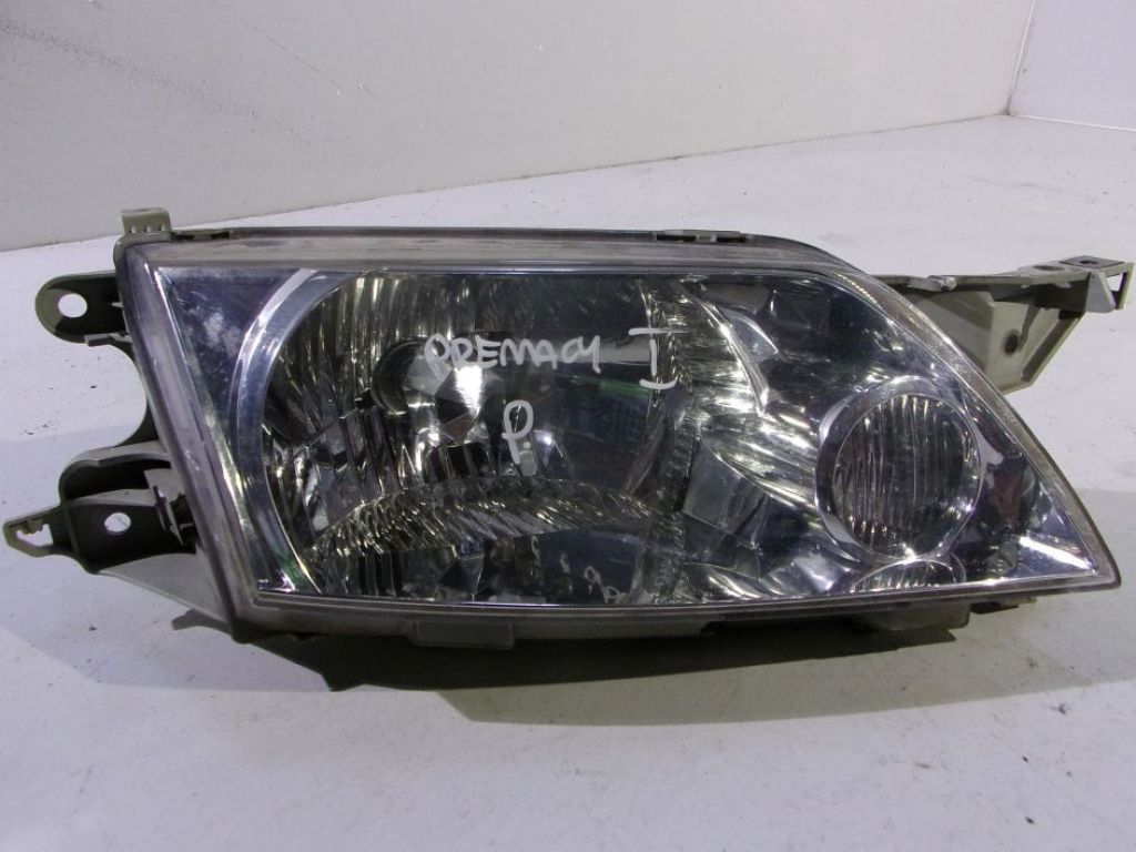 Mazda Premacy lampa prawa przód