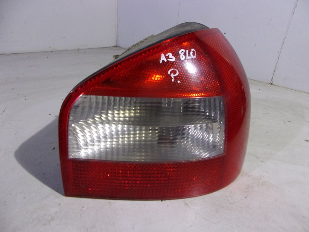 Audi A3 8L lift lampa prawa tył