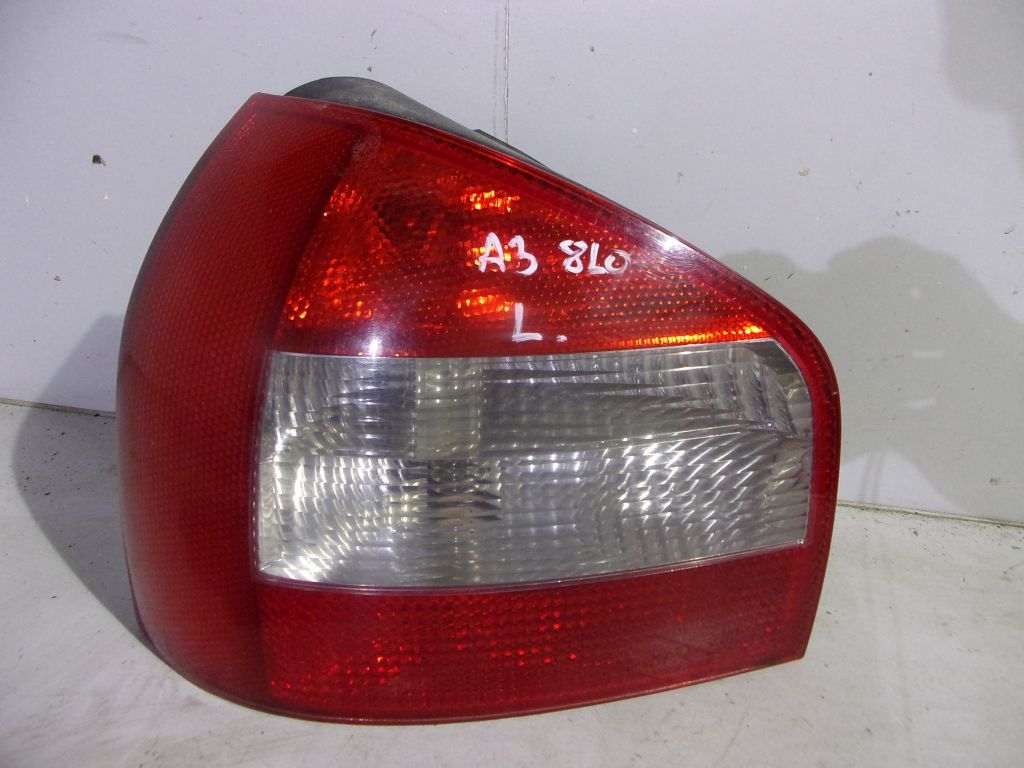 Audi A3 8L lift lampa lewa tył