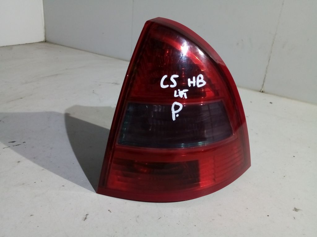 Citroen C5 lift HB lampa prawa tylna